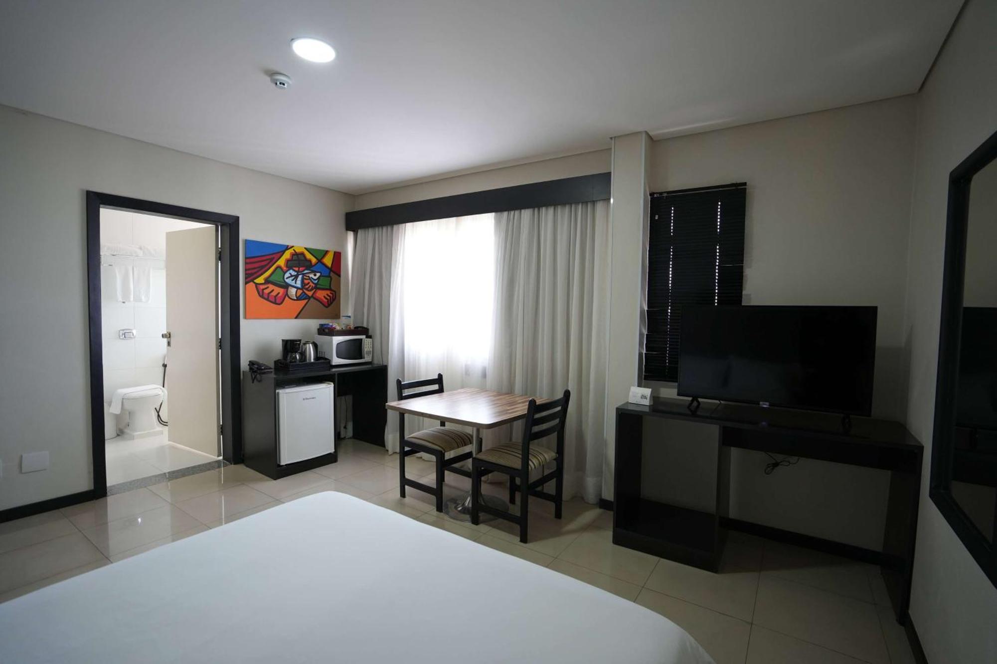 Wyndham Golden Foz Suites Foz do Iguaçu Eksteriør billede